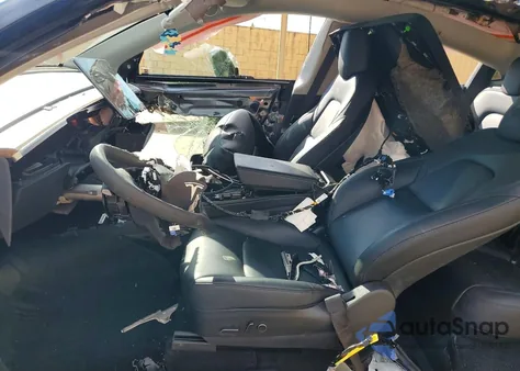 2023 Tesla Model Y z USA, uszkodzony, nr VIN 7SAYGDEE8PF668704